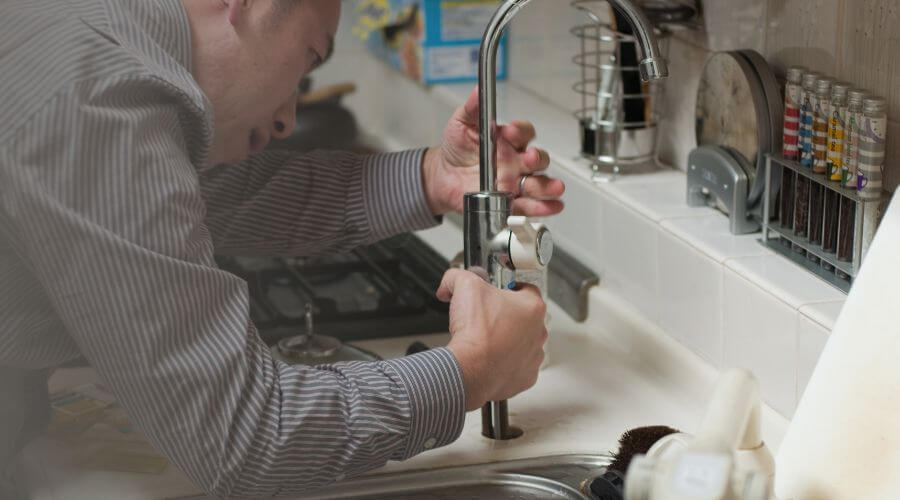 Expert burst pipe repair services in White Pigeon, MI